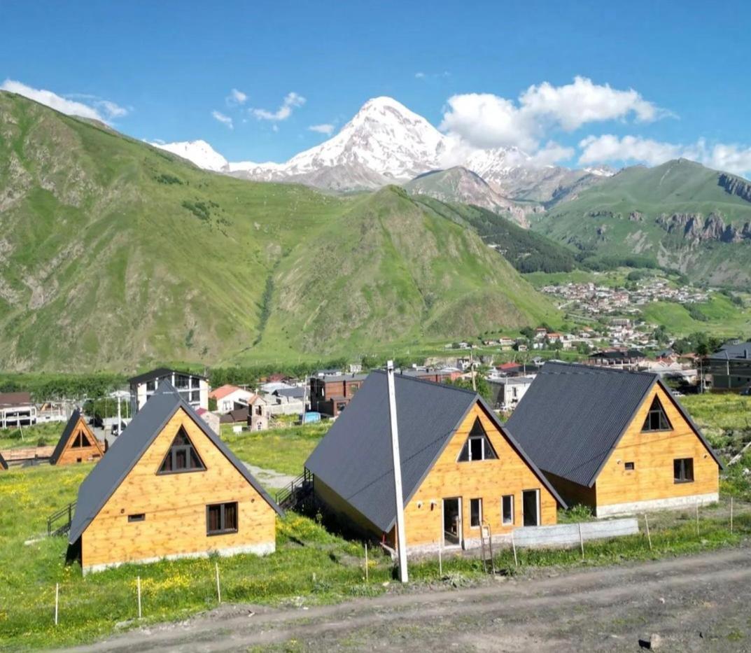 Kera Cottages Kazbegi Eksteriør bilde